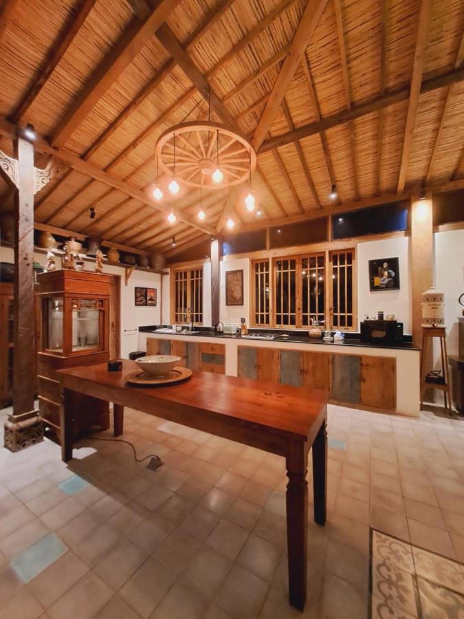 Ayu Dira Heritage House Ubud Exterior foto